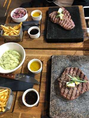 Road American Restaurant