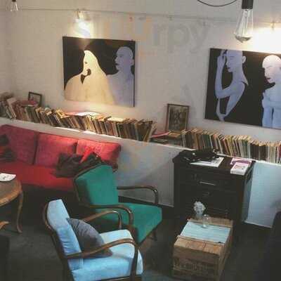 Znasz Ich Creative Cafe-bistro