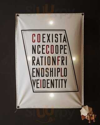 Cocofli - Books Art Cafe Wine Bar