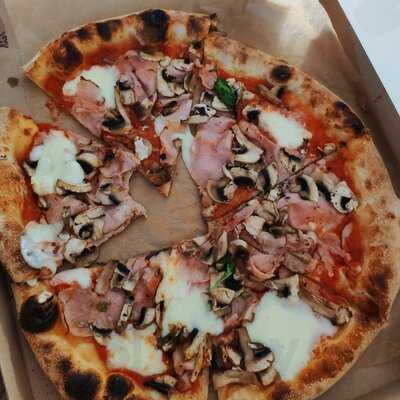 Pizzeria Mania Smaku