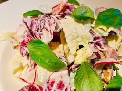 Mercado Tapas Bistro