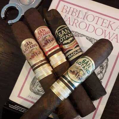 Ligero Cigar & Rum Lounge