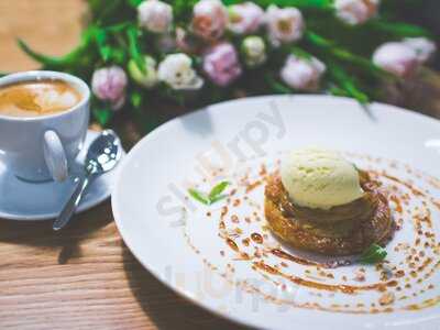 Tatin Bistro