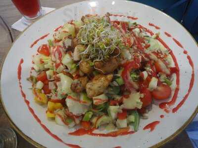 Chwila Moment Coffee & Food