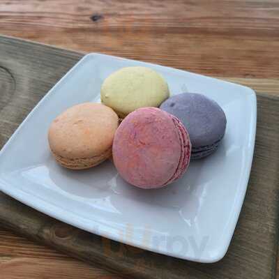 Tortownia Macaron Present