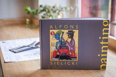 Parlament Cafe & Bistro