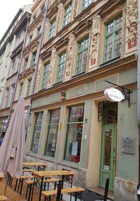 Różowa Krowa Bar Mleczny