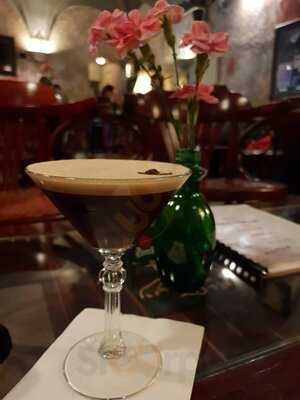 Speakeasy – Księgarnio – Kawiarnia Kryminalna