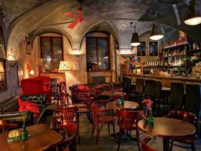 Speakeasy – Księgarnio – Kawiarnia Kryminalna