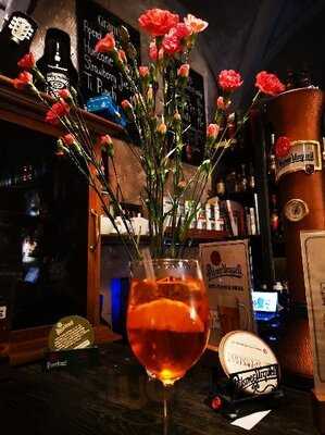 Speakeasy – Księgarnio – Kawiarnia Kryminalna