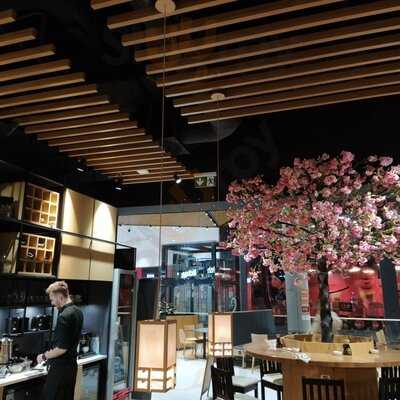 Kofuku Sushi Shop & Bistro