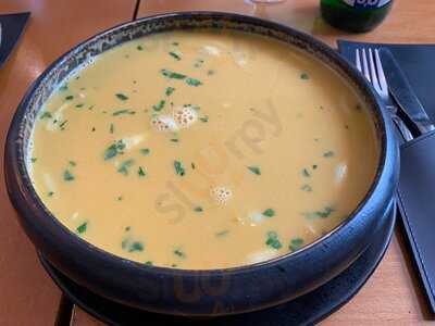 Ecru Restauracja I Kawiarnia