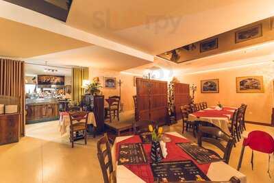 La Gondola - Pizzeria & Club