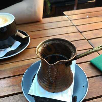 Amfora Restaurant & Cocktail Bar