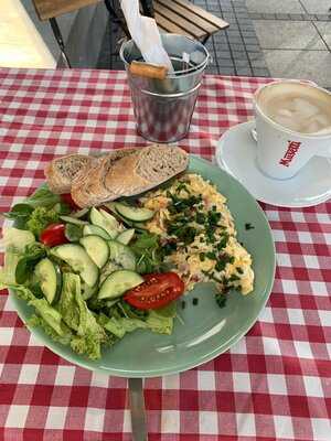 Pan Sałata Bistro & Bar