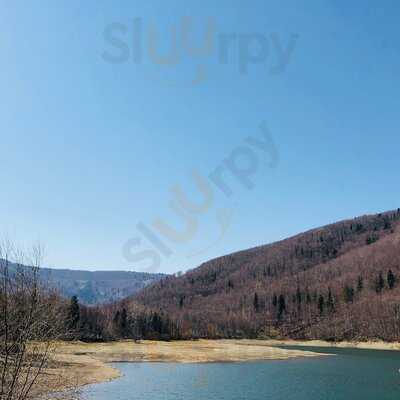 Krzywa Chata Nad Zapora W Wapienicy