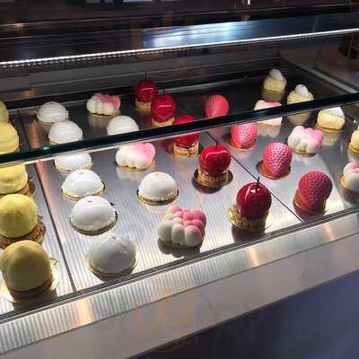 Mono Patisserie & Bistro