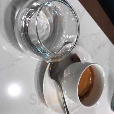 Mono Patisserie & Bistro