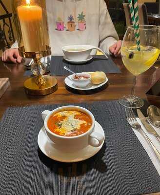 Restauracja Zaklęty Czardasz