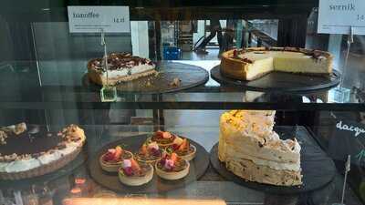 Moodro Bistro & Cafe