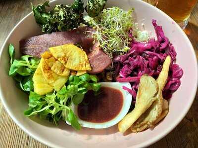 Moodro Bistro & Cafe