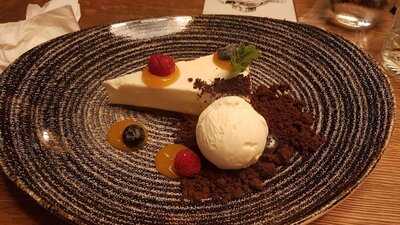 Moo Moo Steak & Wine