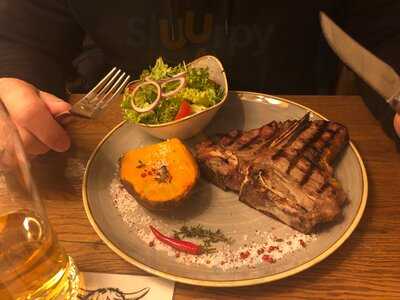 Moo Moo Steak & Wine