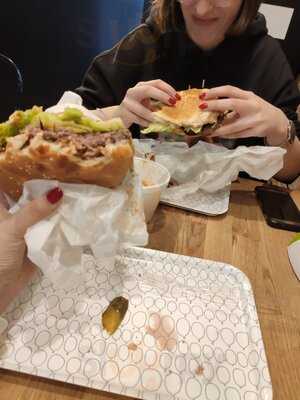 Antler Poutine & Burger