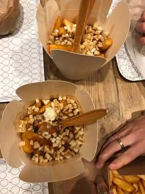 Antler Poutine & Burger