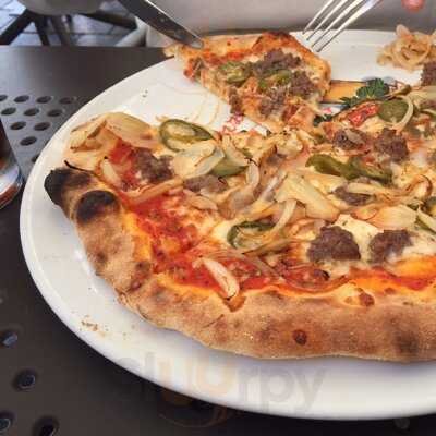 Pronto Pizza & Grill