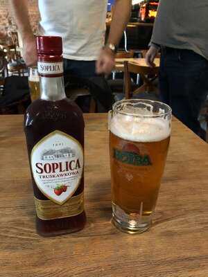 Fog House Pub & Grill