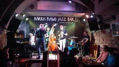 Harris Piano Jazz Bar