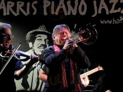 Harris Piano Jazz Bar