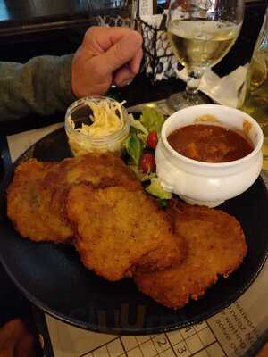 Tomasza 20 Resto Bar