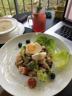 Castor Coffee & Lunch Bar