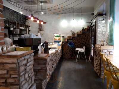 Bonjour Cava - Piłsudskiego