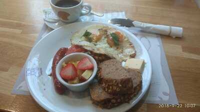 Bonjour Cava - Piłsudskiego