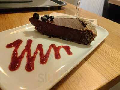 Manoa Green Resto Bar