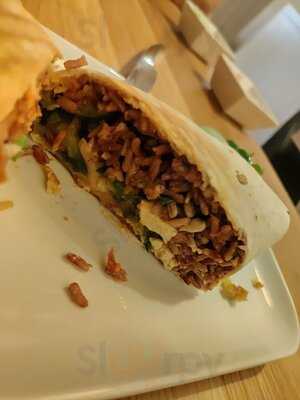 Manoa Green Resto Bar