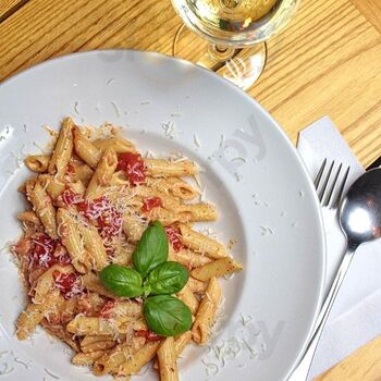 21 Cafe & Restaurant