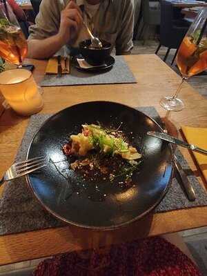 Autentyk Kuchnia I Ludzie