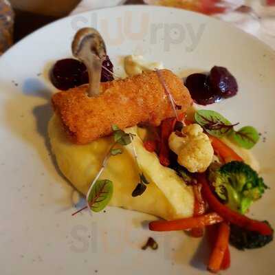 Dąbrowskiego 42 Restauracja Kawiarnia Warsztaty Kulinarne