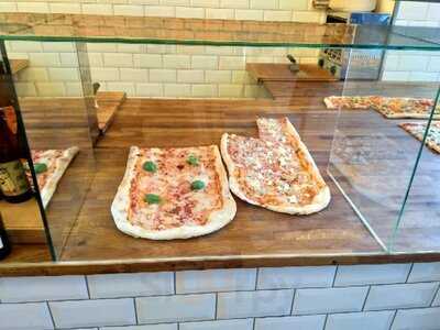 Pizza-a-pezzi