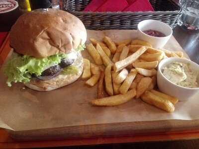 Pub Restauracyjny Warka