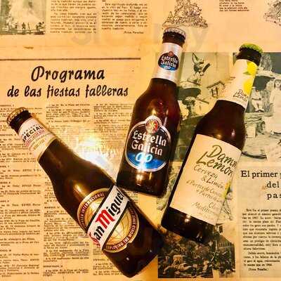 El Calamar Tapas Bar