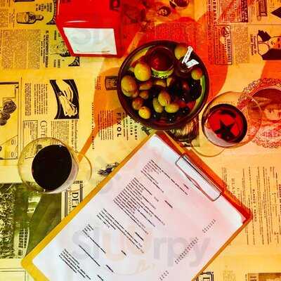 El Calamar Tapas Bar