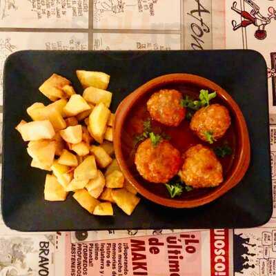 El Calamar Tapas Bar