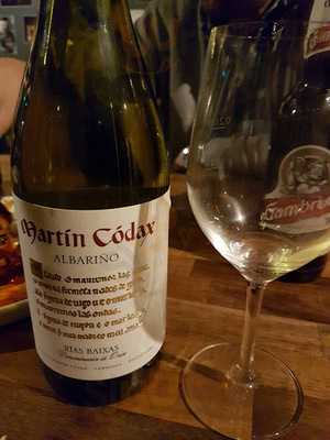 Winiarnia Pod Czarnym Kotem Restaurant