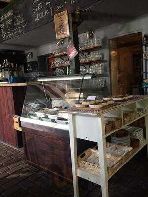 Winiarnia Pod Czarnym Kotem Restaurant