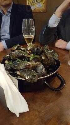 Kriek Belgian Pub & Cafe